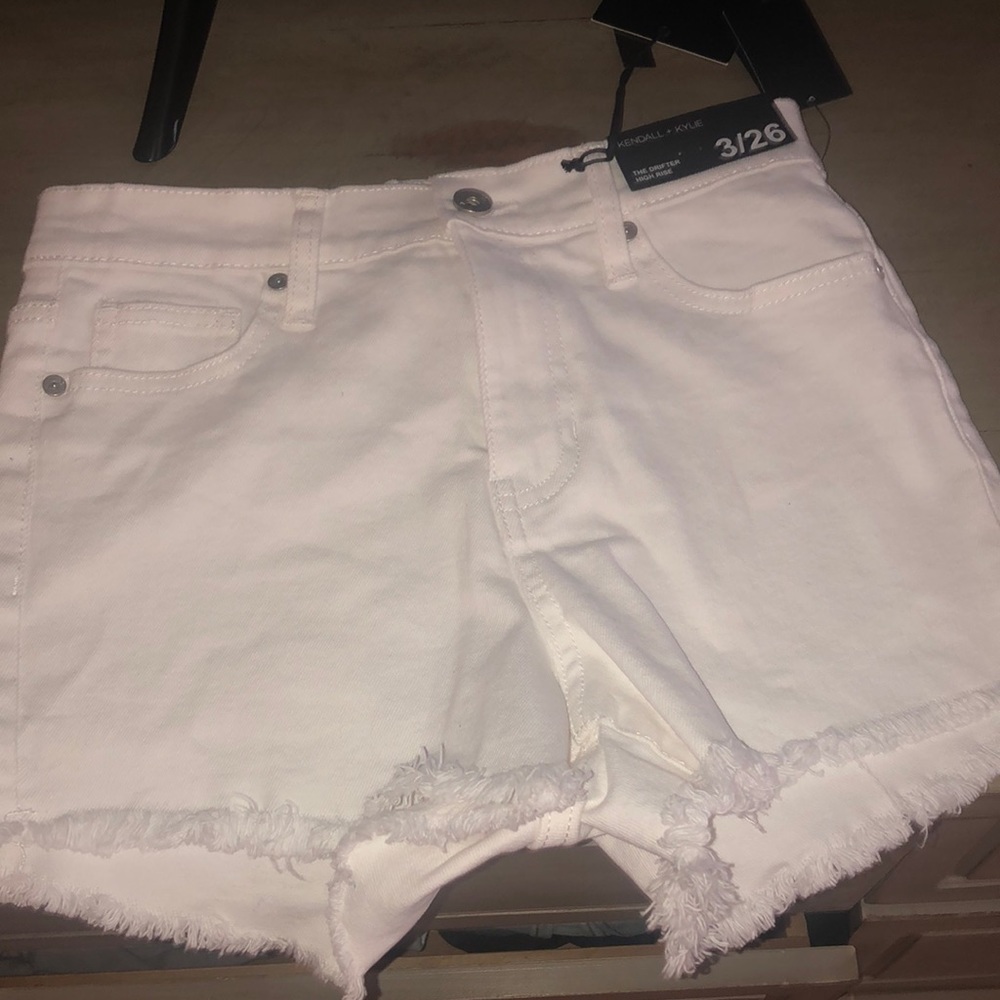 white jean shorts